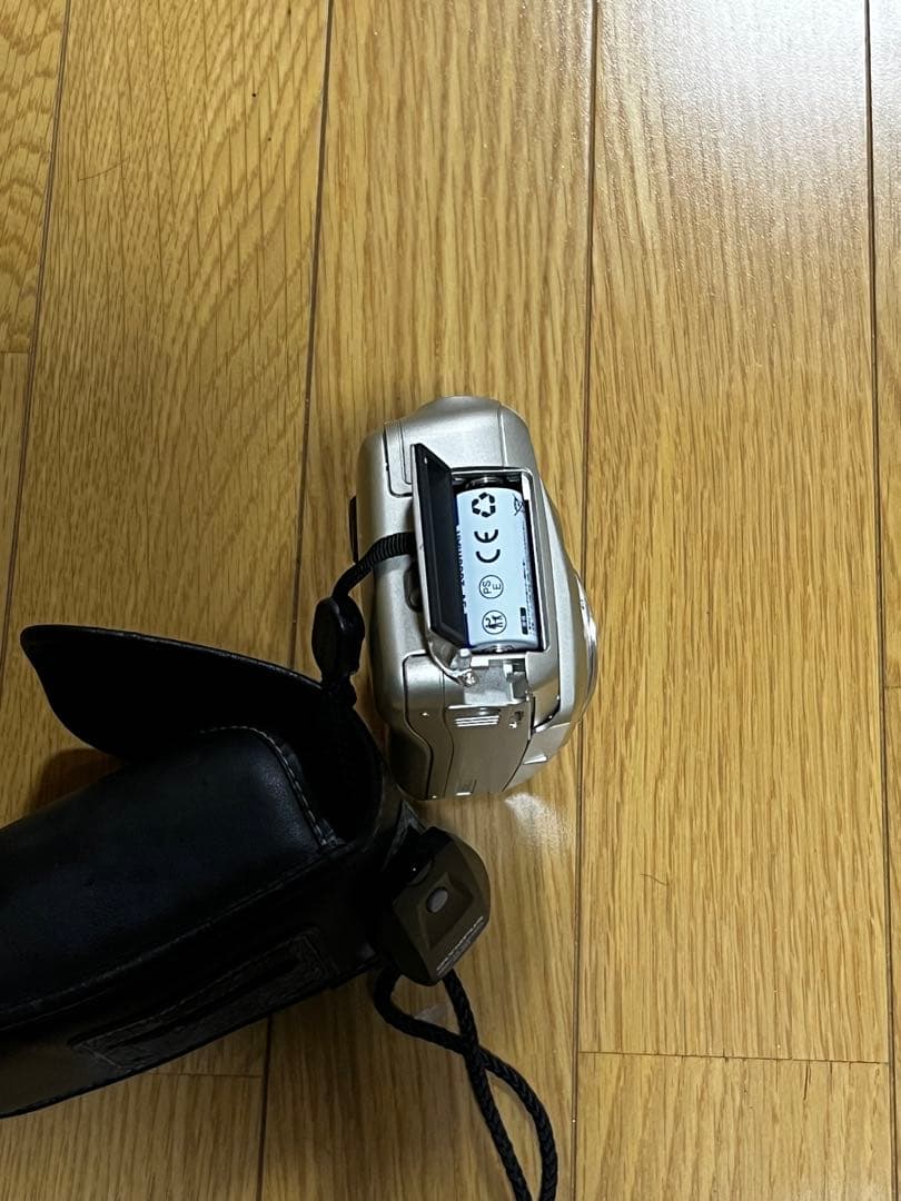 OLYMPUS μ ZOOM 140 DELUXE
