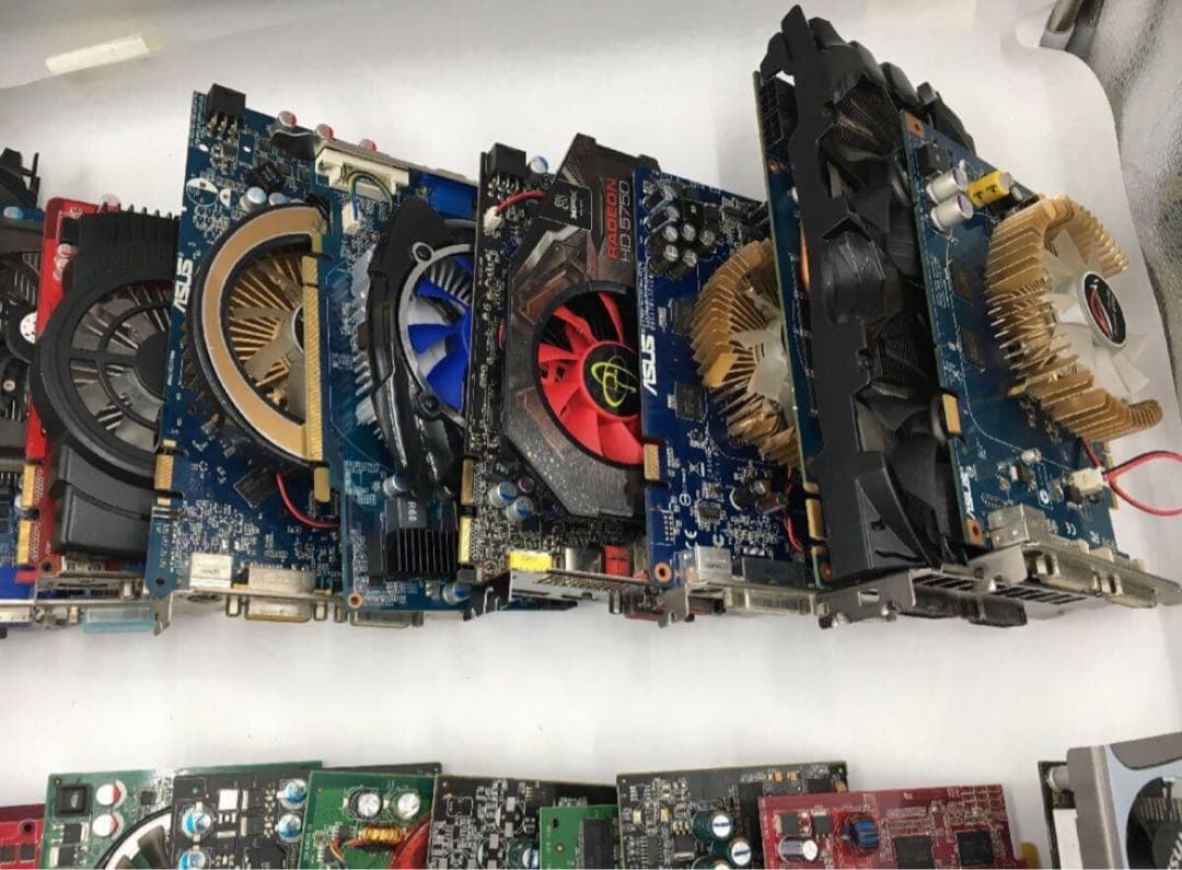 ♪▲【NVIDIA 他 グラフィックボード 部品取り50点セット まとめ売り