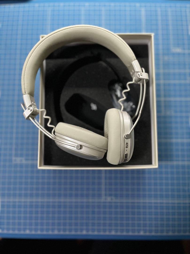 AVIOT WA-Q1 ワイヤレスヘッドホン シルバー