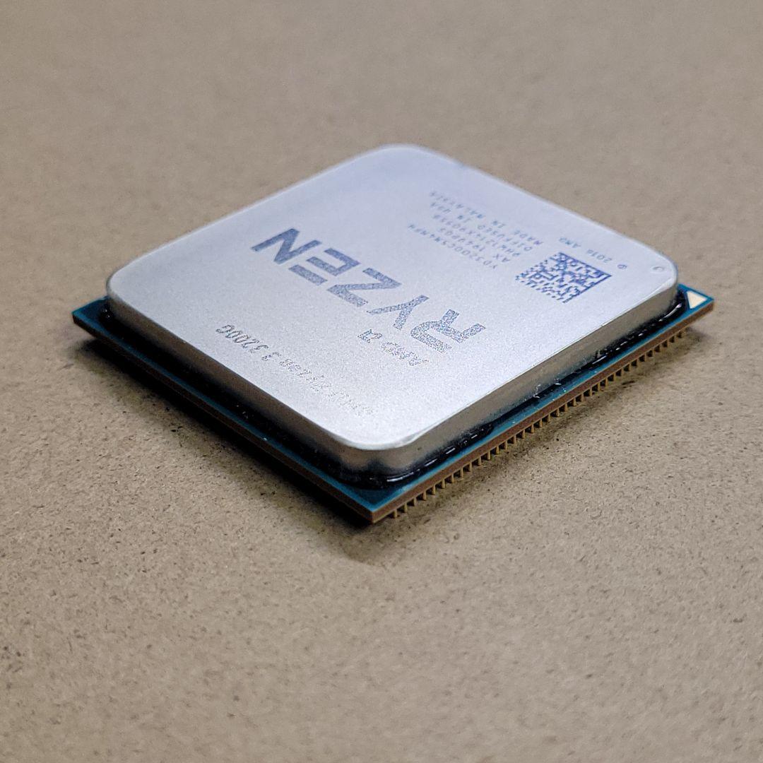 CPU AMD Ryzen 3 3200G