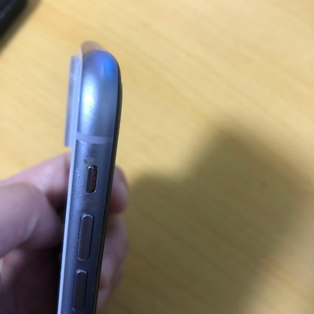 iPhone11 本体　スマホ　64G