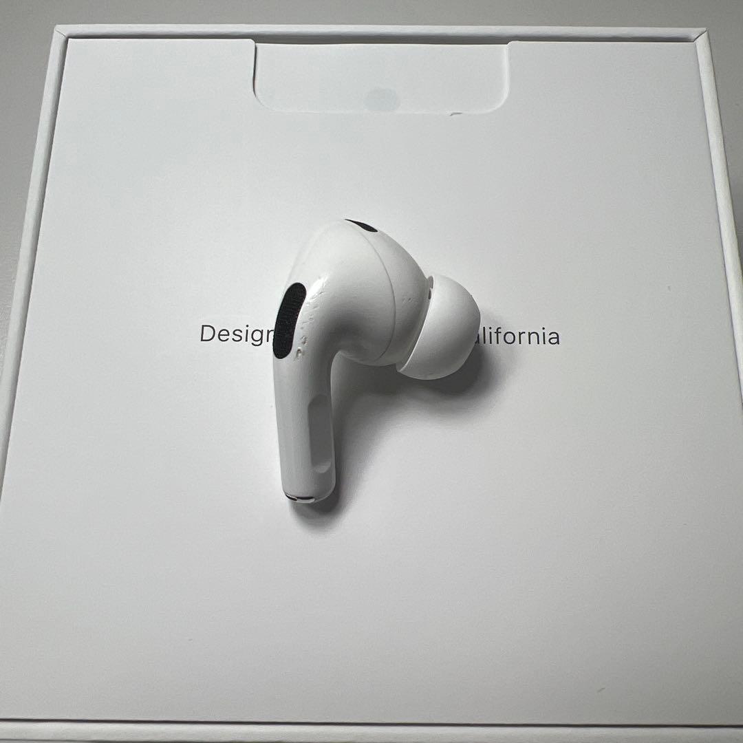AirPods Pro 第2世代　lightning 右耳 A2698 [38]