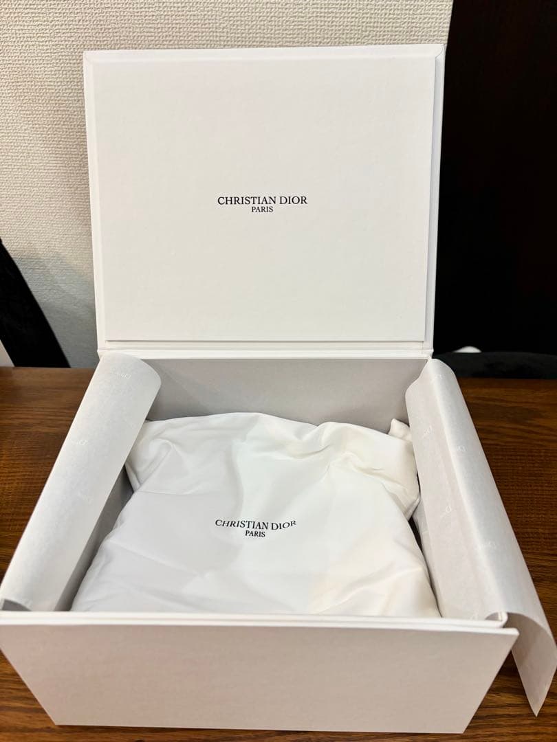♦️新品・ギフトBOX♦️DIOR LA COLLE NOIREリキッドソープ