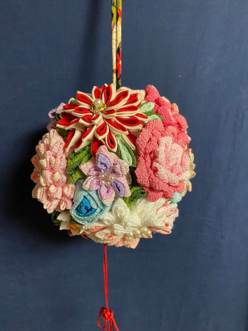吊るし飾り　ひな祭り　ハンドメイド　鞠　花鞠　つまみ細工　創作人形