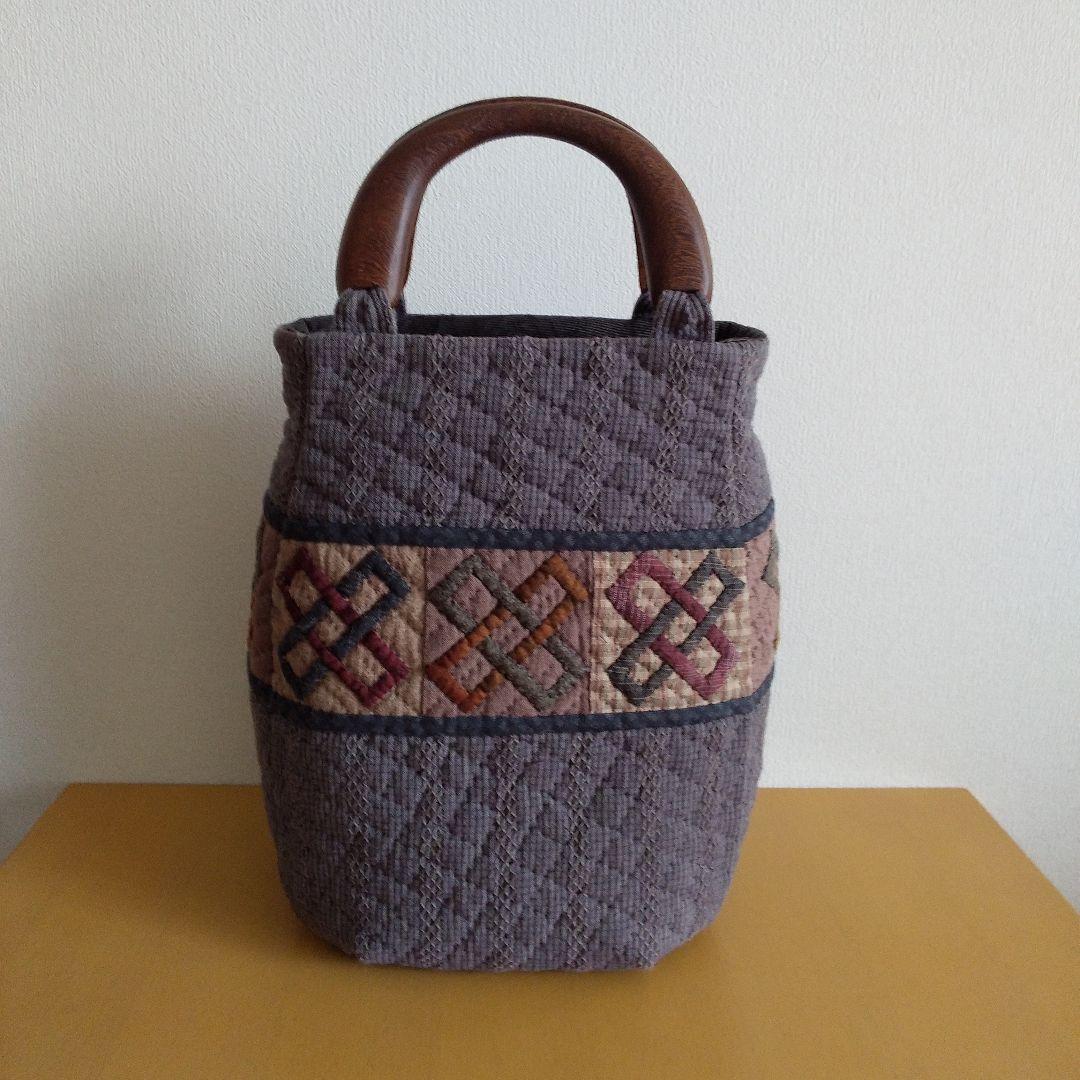 パッチワークキルト　バッグ　ハンドメイド