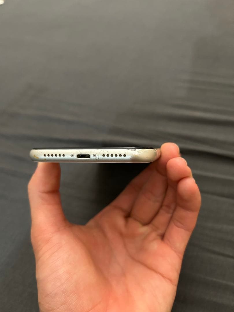 iPhone 11 ホワイト 128GB SIMフリー