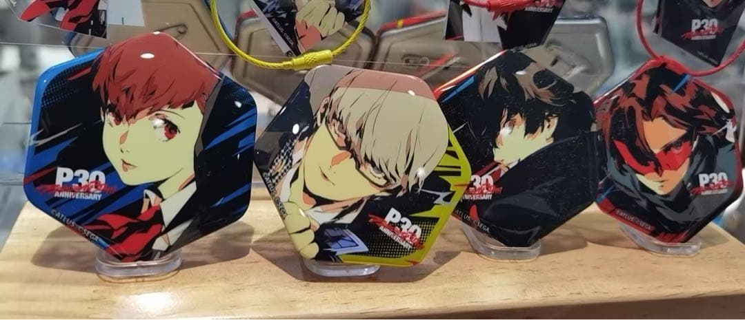 ペルソナ5X 30周年30th 中国 限定 主人公 缶バッジ 8点1BOX