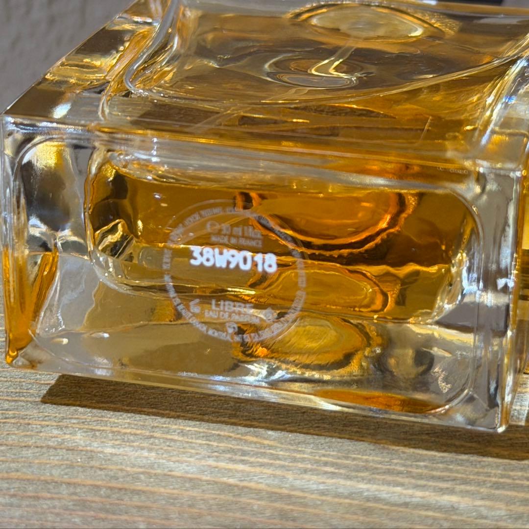 YSL リブレ　オーデパルファム