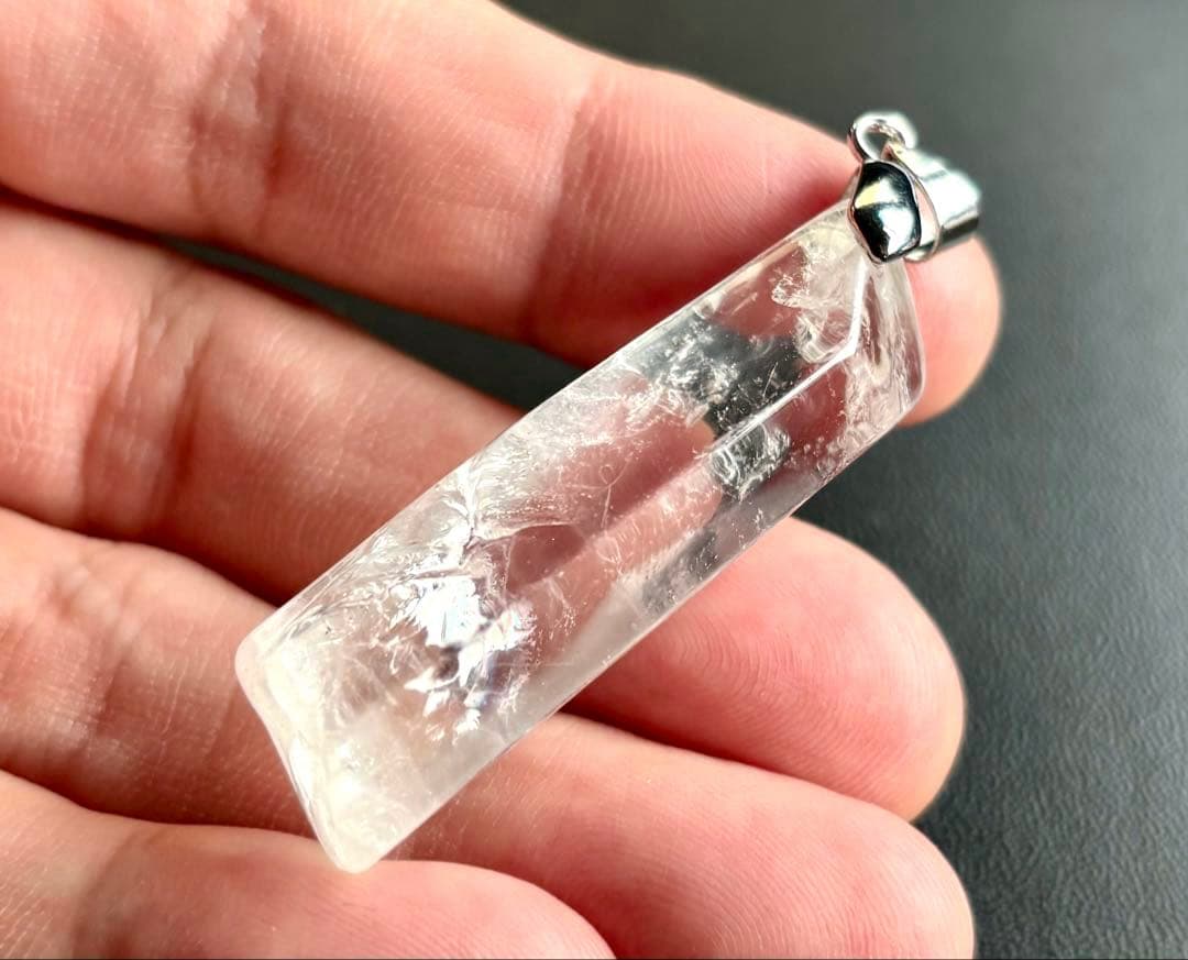 ご成約済　究極品質　幻の初期採掘　虹のマスターウラルレムリアンのジェネシスPT