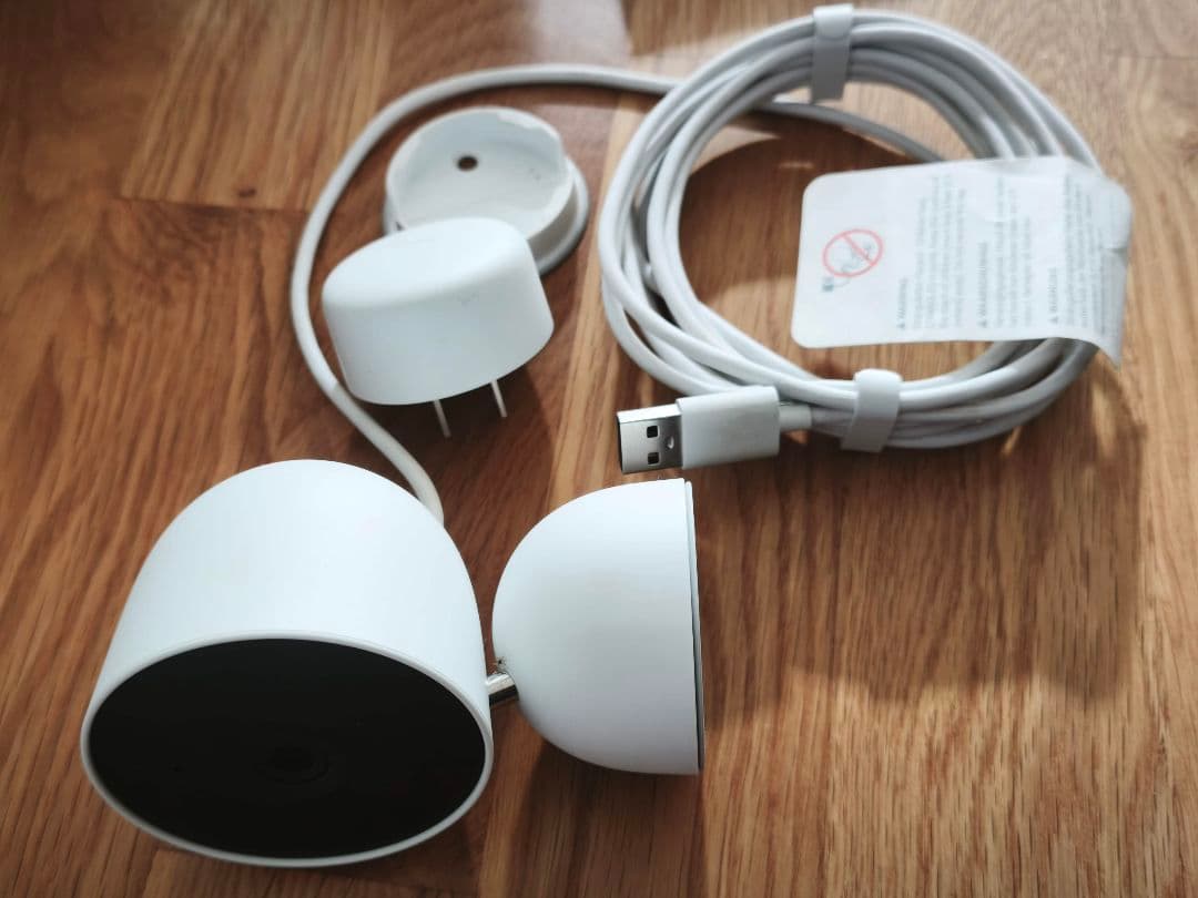 Google Nest Cam 第2世代 ホワイト　２台