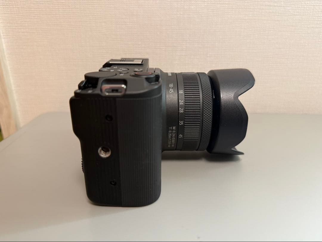 Canon EOS R50V RF-S18-45㎜IS STMレンズ付き　極上品