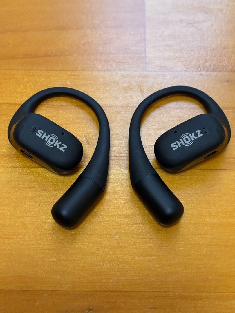 ワイヤレスイヤホン　SHOKZ OPENFIT