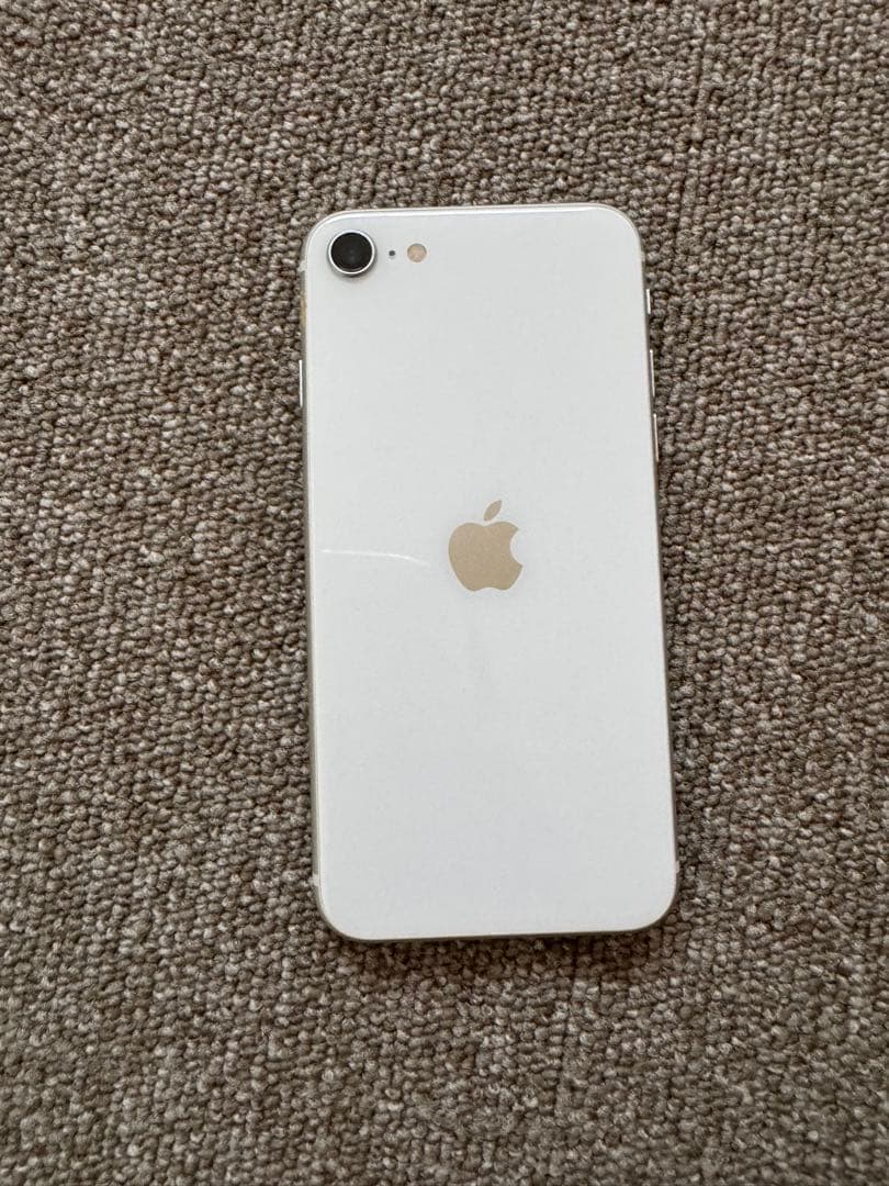 Apple iPhone SE (第2世代) ホワイト 本体　箱、ケーブル付