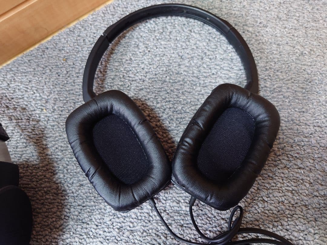 ヘッドホン Sound BlasterX H6 and Audio-Technica ATH