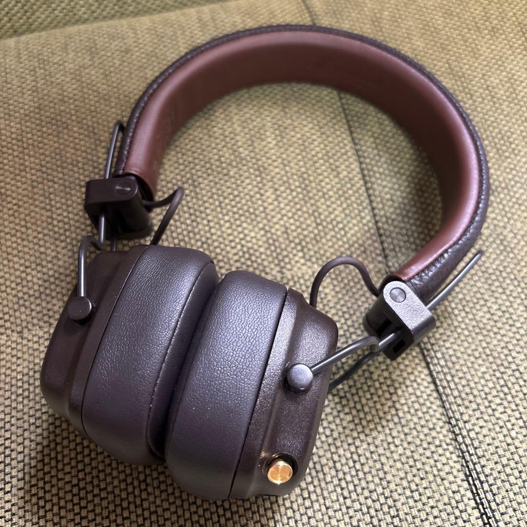 Marshall ヘッドホン　MAJOR Ⅳ ブラウン