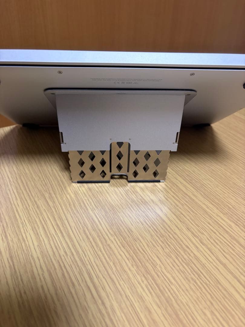 MacBook Air M1 13インチ 8GBメモリ 256GB