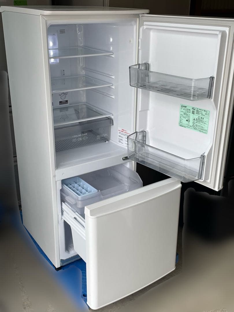 名)一人暮らし向け冷蔵庫　MITSUBISHI 146L 動作確認済