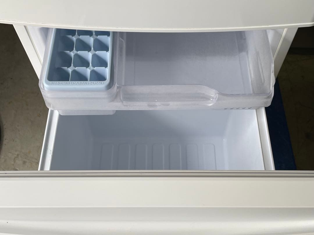 名)一人暮らし向け冷蔵庫　MITSUBISHI 146L 動作確認済
