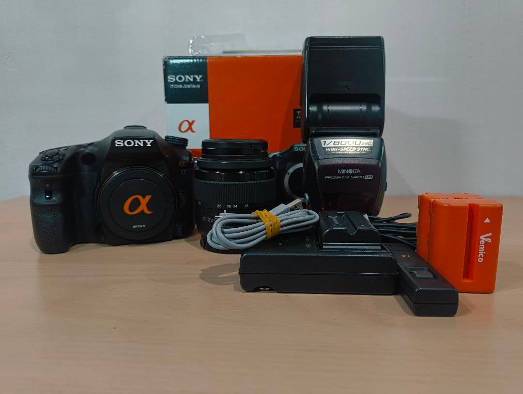Sony α77 デジタル一眼レフカメラ 本体
