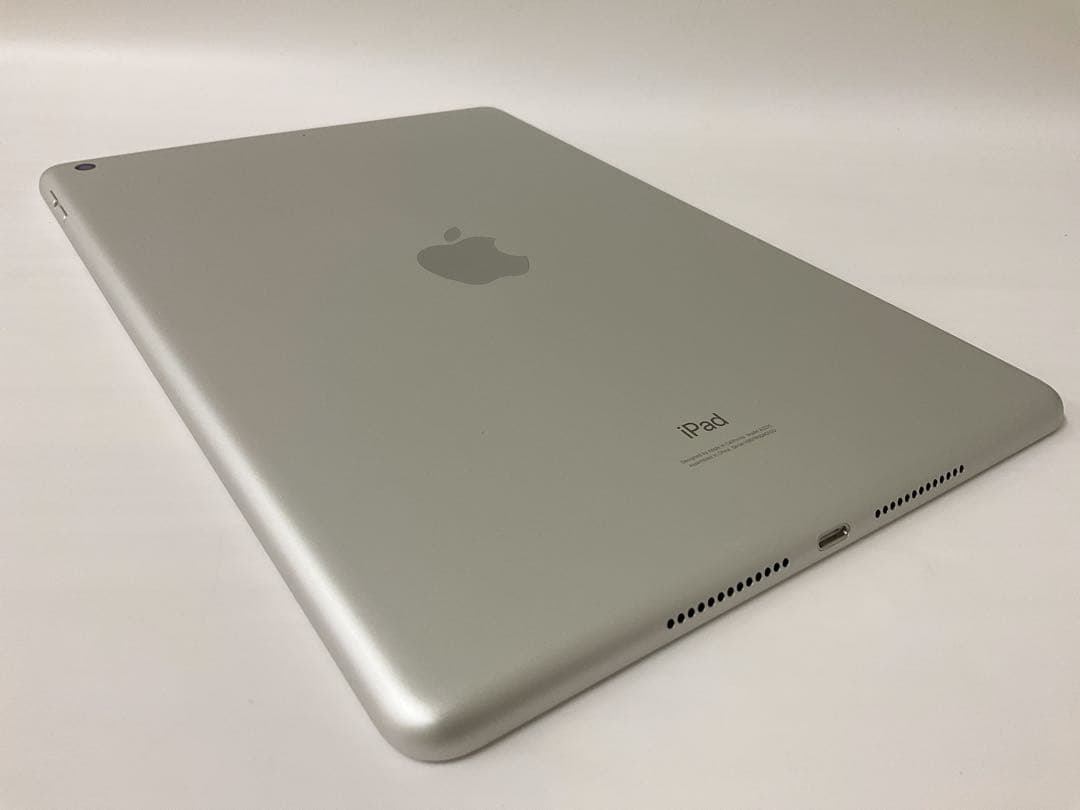 【美品・BT92％】iPad 第8世代 32GB Wifiモデル シルバー