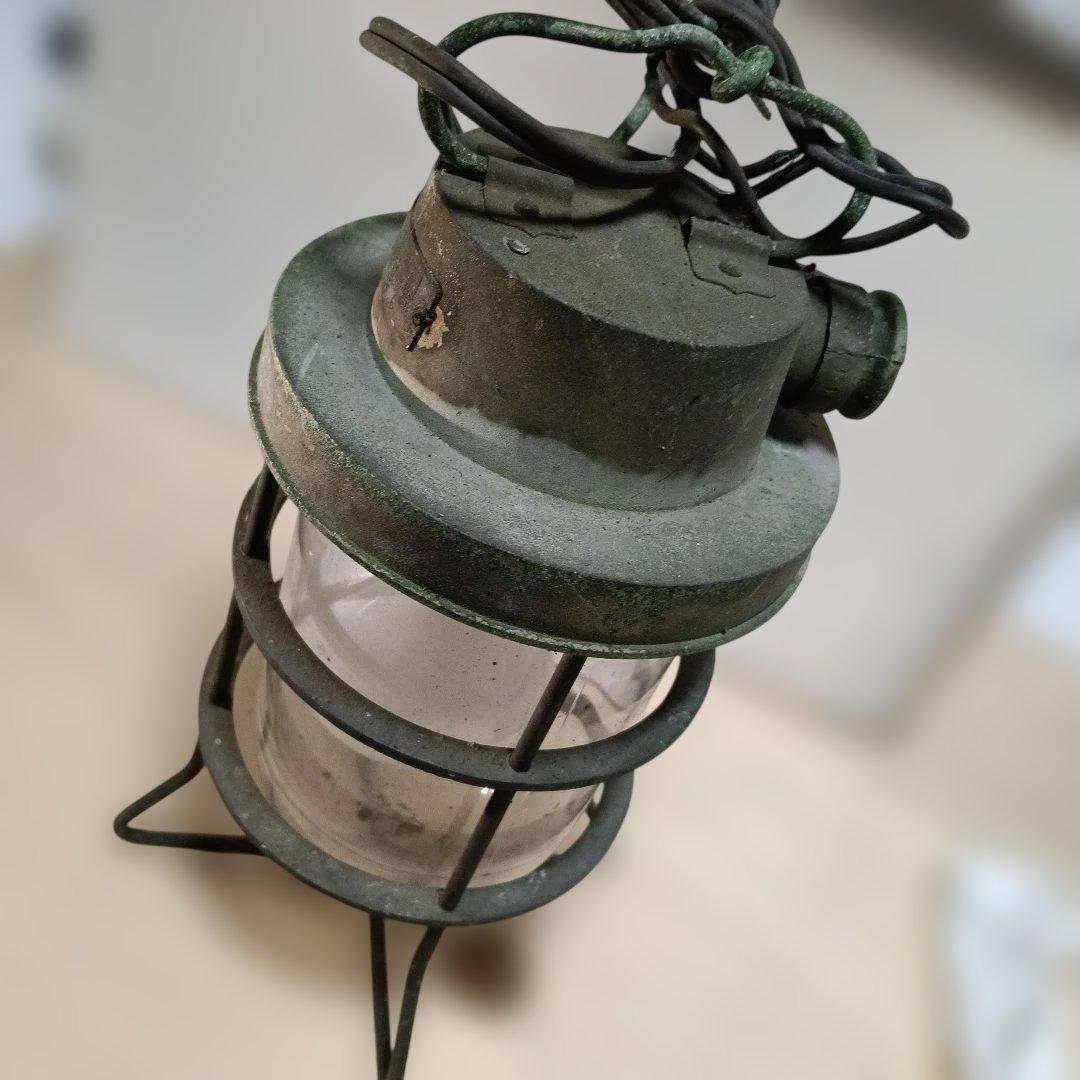 424.漁船のスタンドランプ、木造漁船廃船にあるランプ、珍品