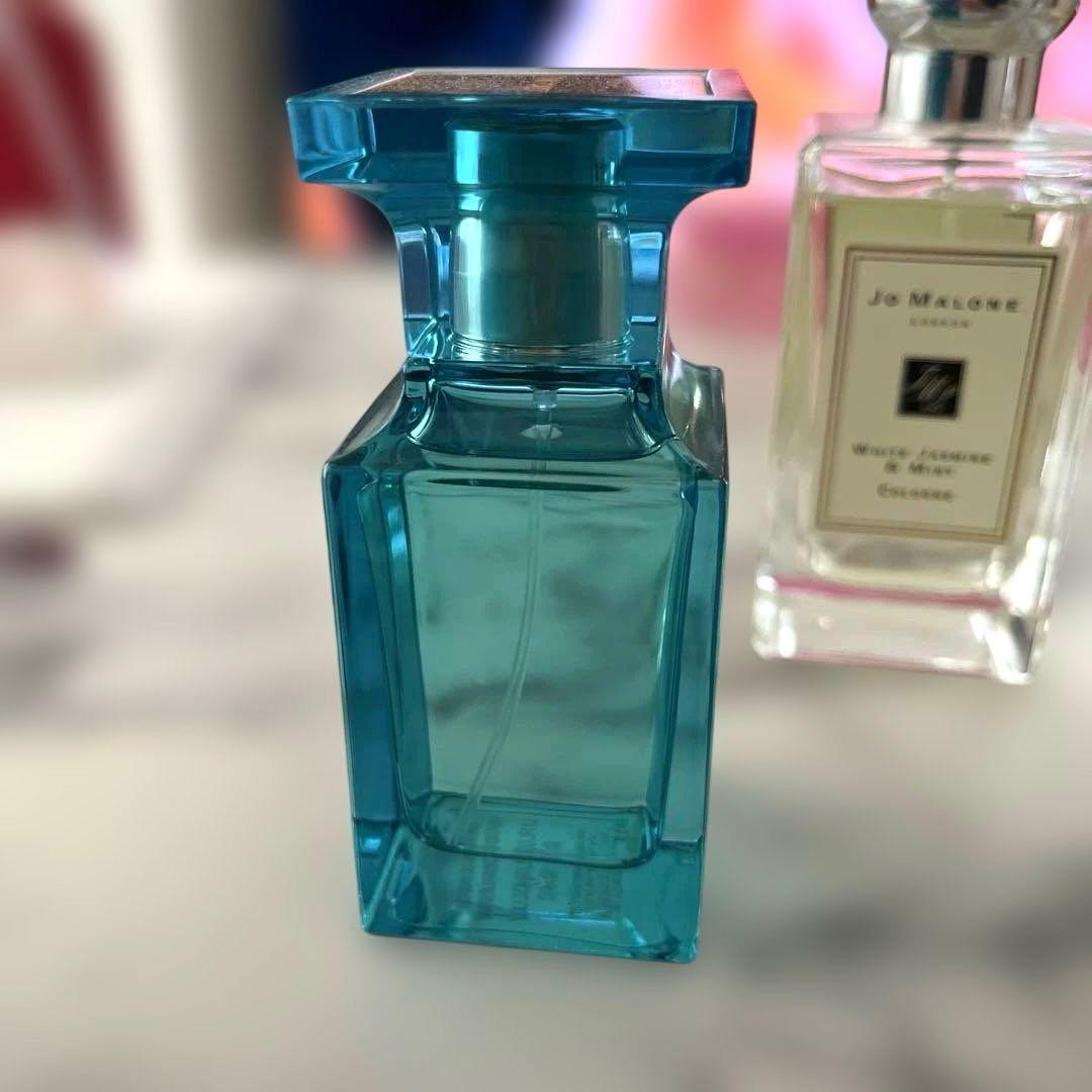 香水(女性用) TOM FORD FLEUR DE PORTOFINO 50ml