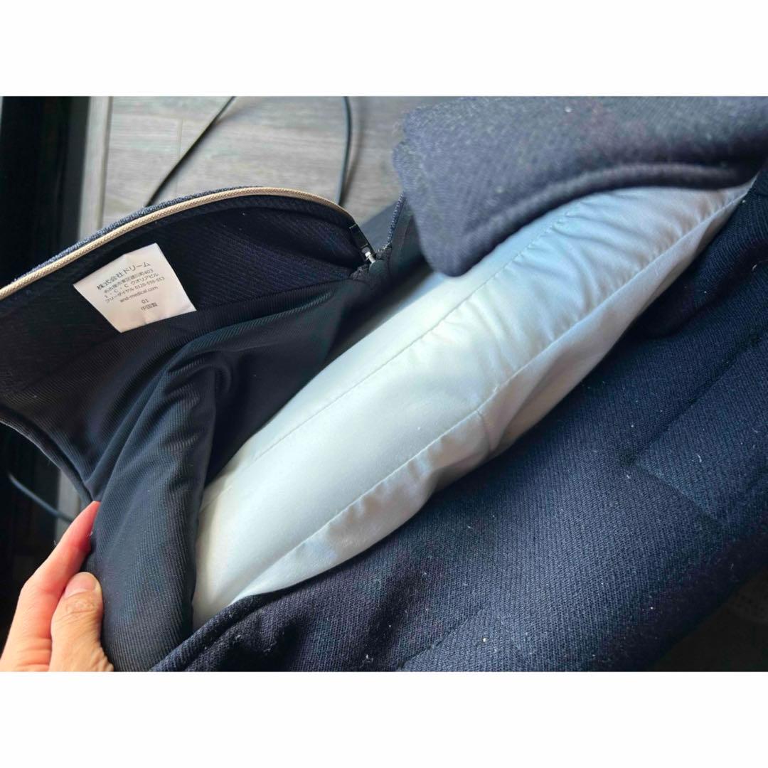 【半額・送料込】腰にアプローチ！部屋に馴染む背もたれ三角ローラソファbuno