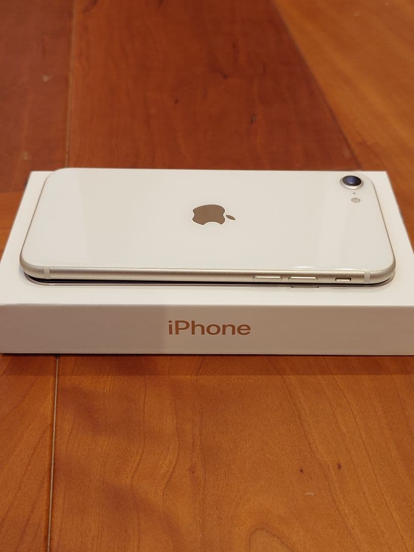 【上美品/即発送】iPhone SE 第3世代 100% 128GB