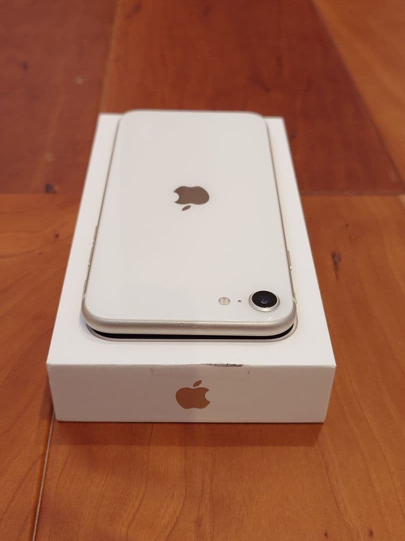 【上美品/即発送】iPhone SE 第3世代 100% 128GB