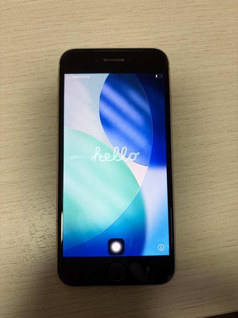iPhone SE 第3世代 ホワイト
