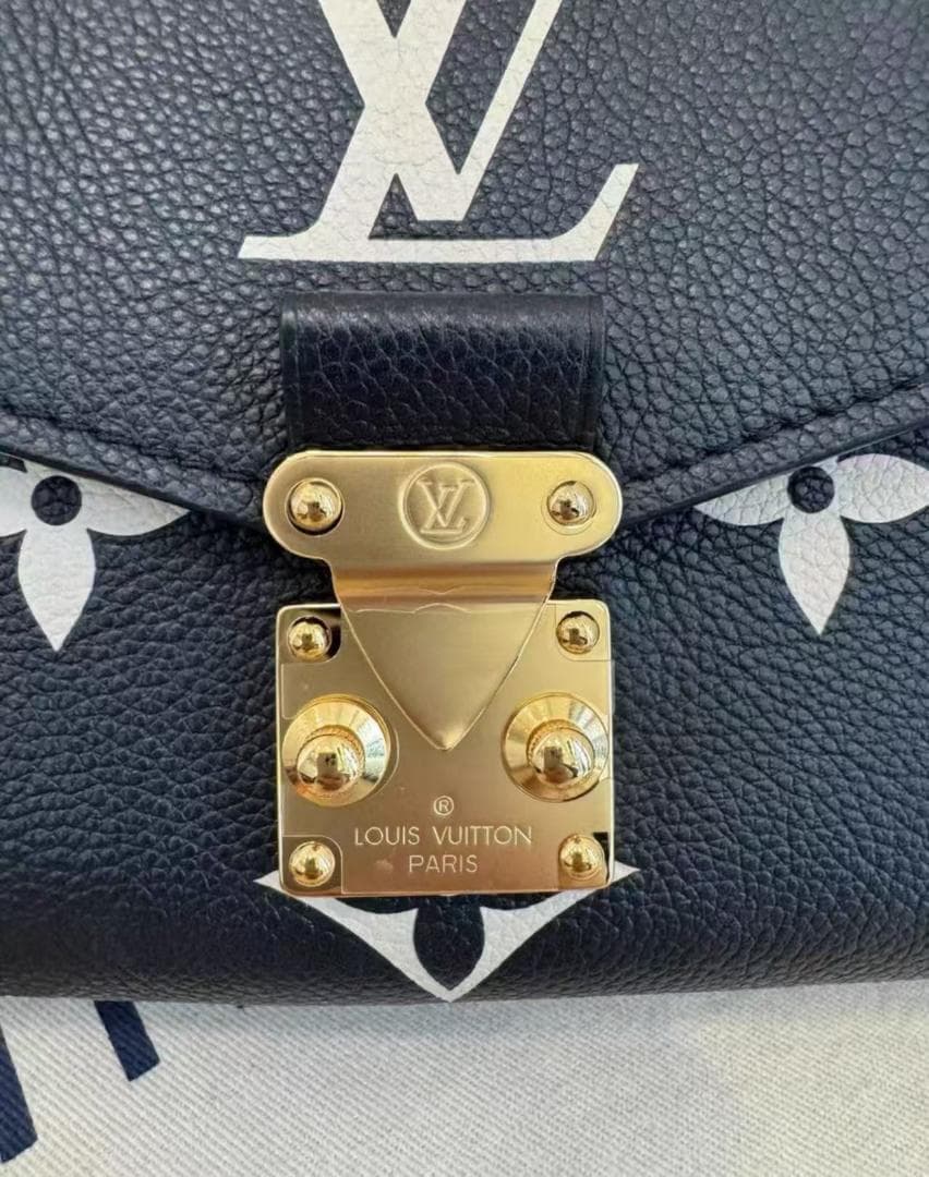 Louis Vuitton ショルダーバッグ ブラック