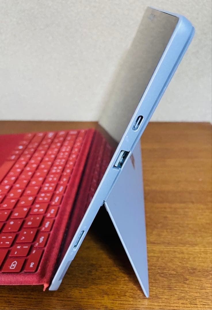 Surface Pro 7 Core i5・メモリ8GB・ストレージ128GB