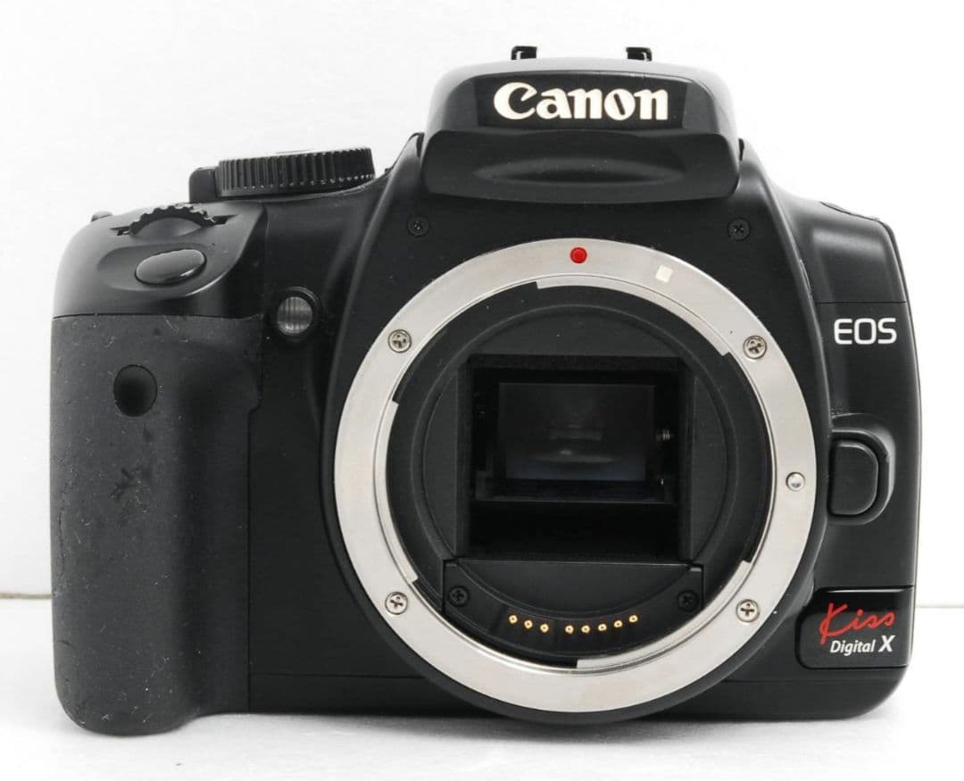 CANON　EOS Kiss X 広角から中望遠✨️初心者⚡️一眼レフ　キャノン