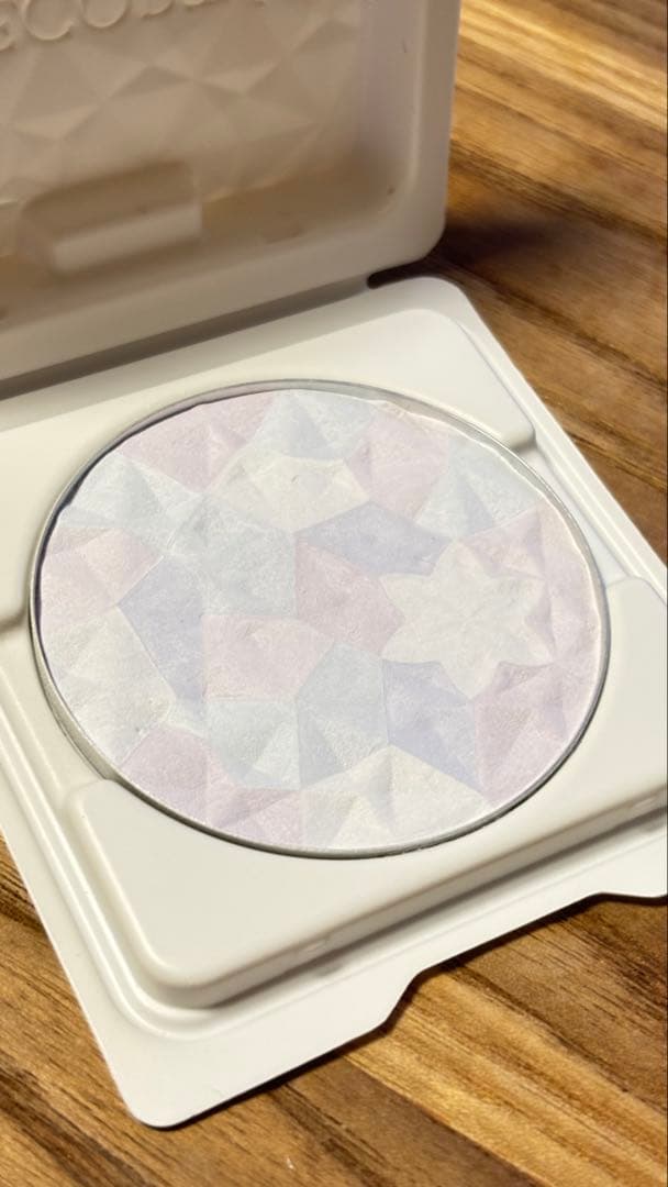DECORTÉ AQ AURA REFLECTOR 01