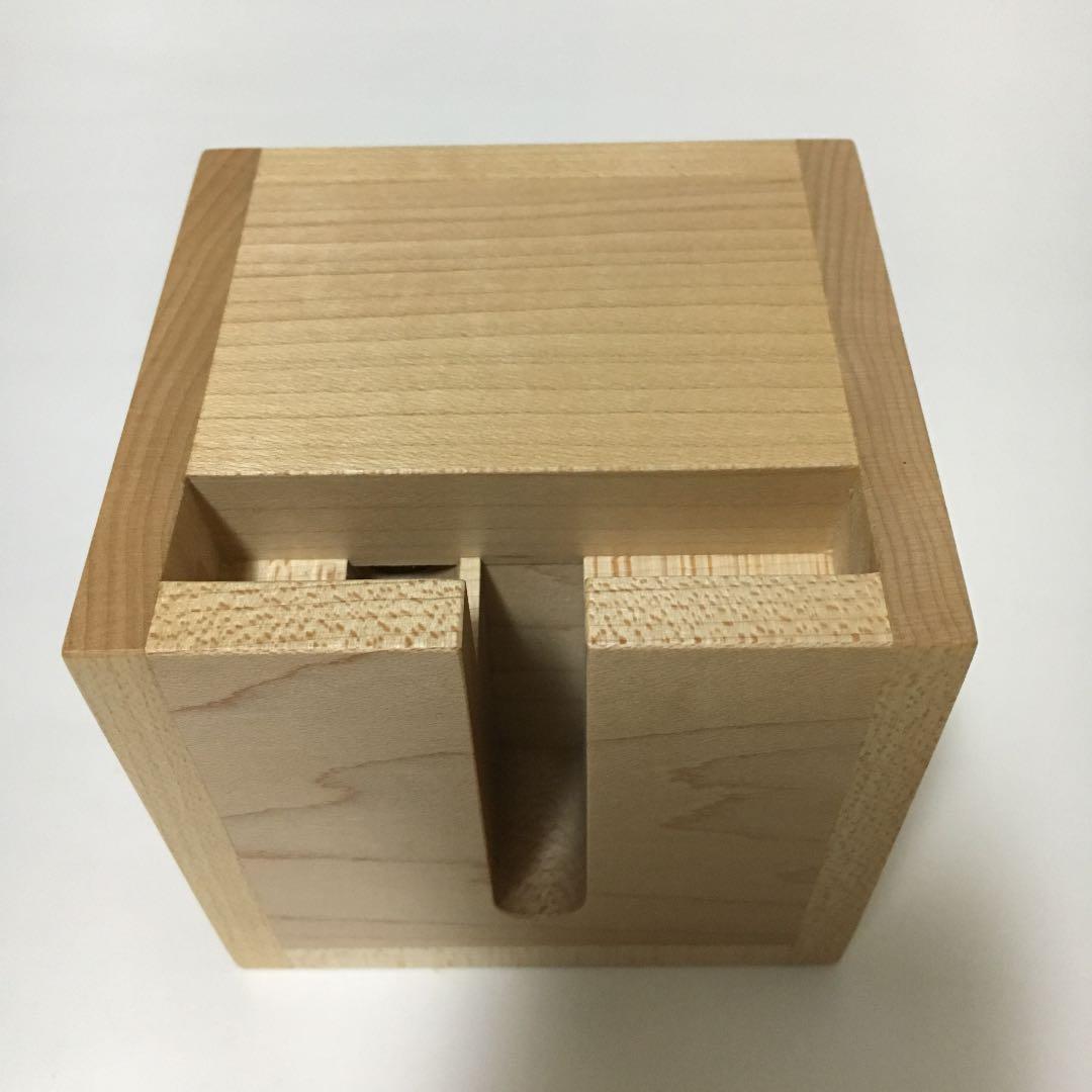 BEAMS/ iPhone用木製スピーカースタンド