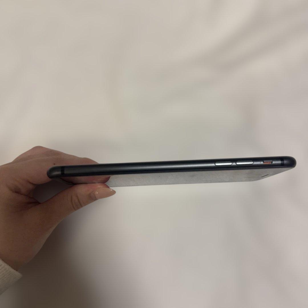iPhone8 Plus スペースグレイ　初期化　256GB