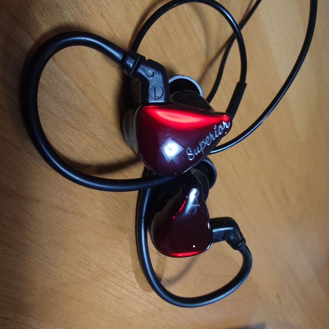 qdc SUPERIOR Vermilion Red 有線イヤホン 3.5mm