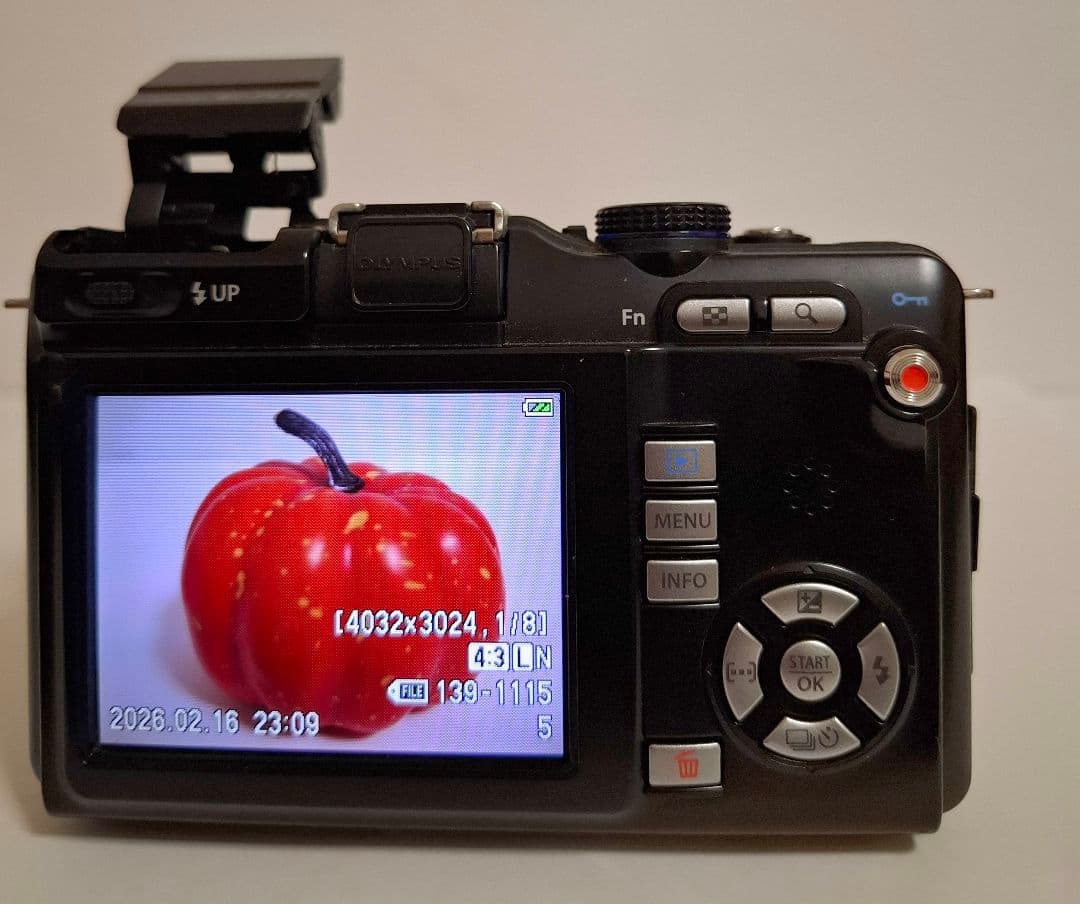 [準美品]OLYMPUS オリンパス PEN E-PL1 デジタルカメラ