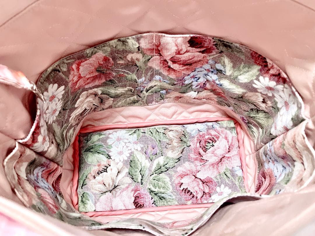 ク*ー様 高貴で幻想的な紫の薔薇 パッチワークトートバッグ ヘキサゴン