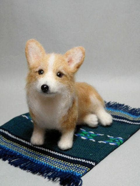 羊毛フェルト　コーギー　ハンドメイド