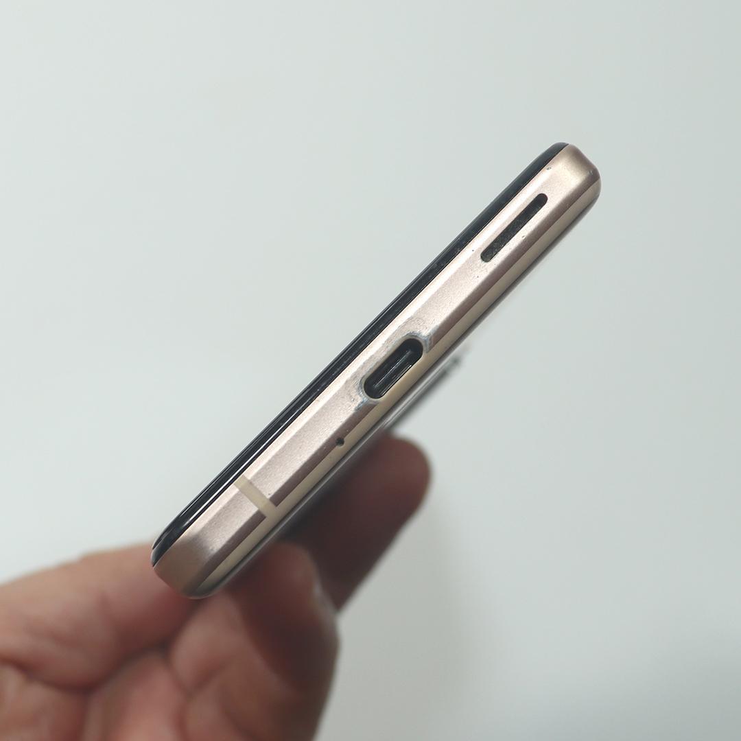 【美品】 SHARP AQUOS sense5G SH-M17