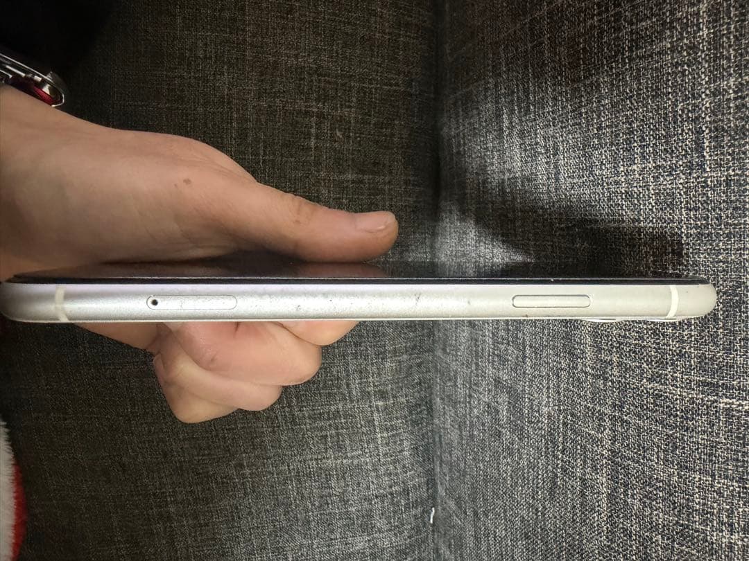 Apple iPhone 11 ホワイト 本体　[美品]