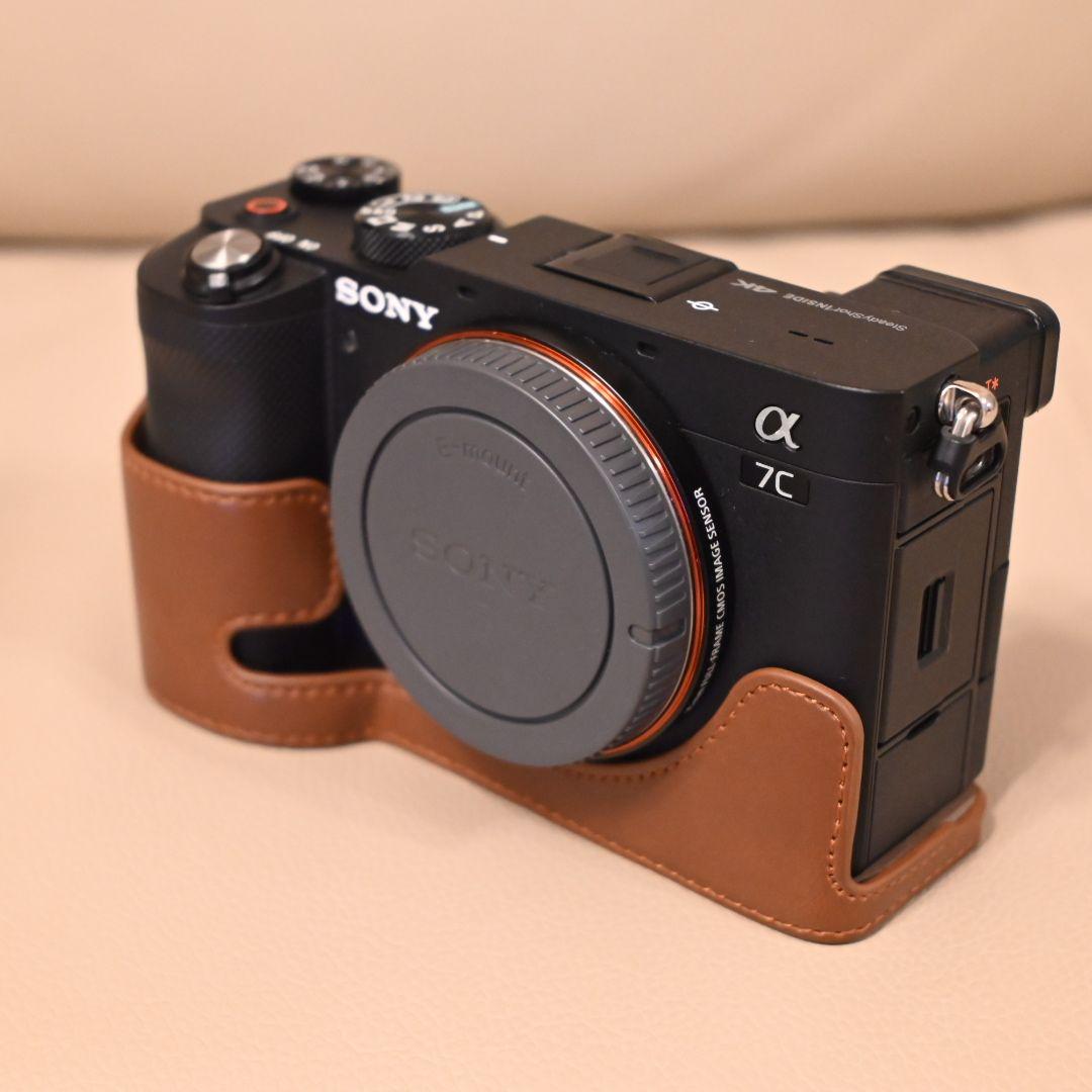 【ショット数9000枚台】SONY α7Cボディ