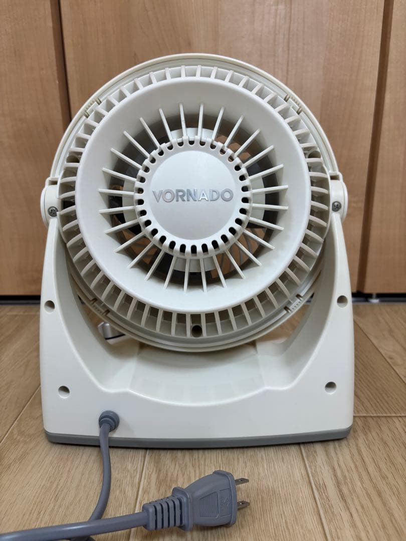 ★最終値下げ↓★ボルネード サーキュレーター 16畳 無段階変速533DC-JP