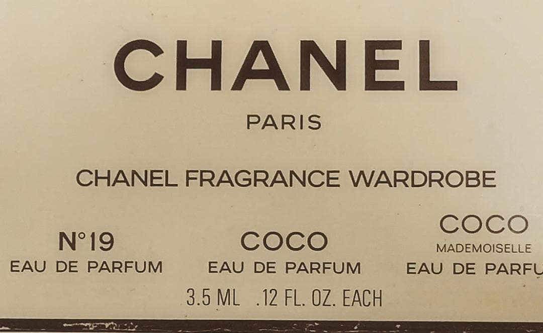 CHANEL FRAGRANCE WARDROBE / おまけ付