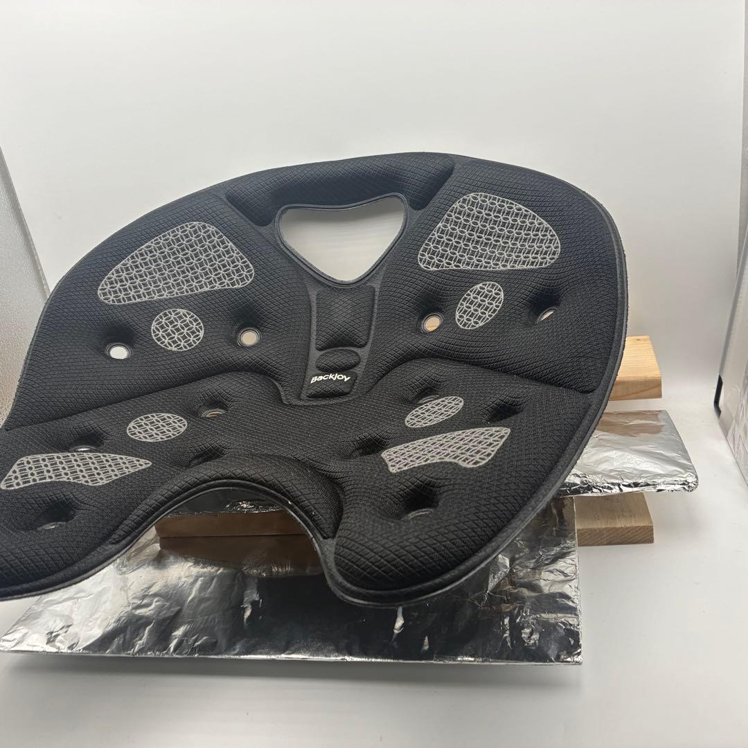 【美品】BackJoy メディコアリリーフPro レギュラーサイズ ブラック