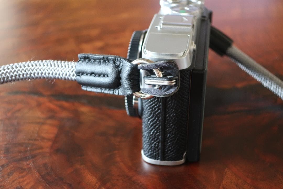 OLYMPUS PEN E-P7 ダブルズームレンズキット　ほぼ新品＋付属品多数