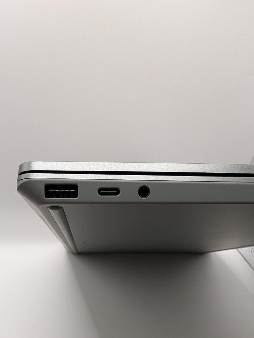 【美品 箱付き】Surface Laptop Go 2 8QC-00032