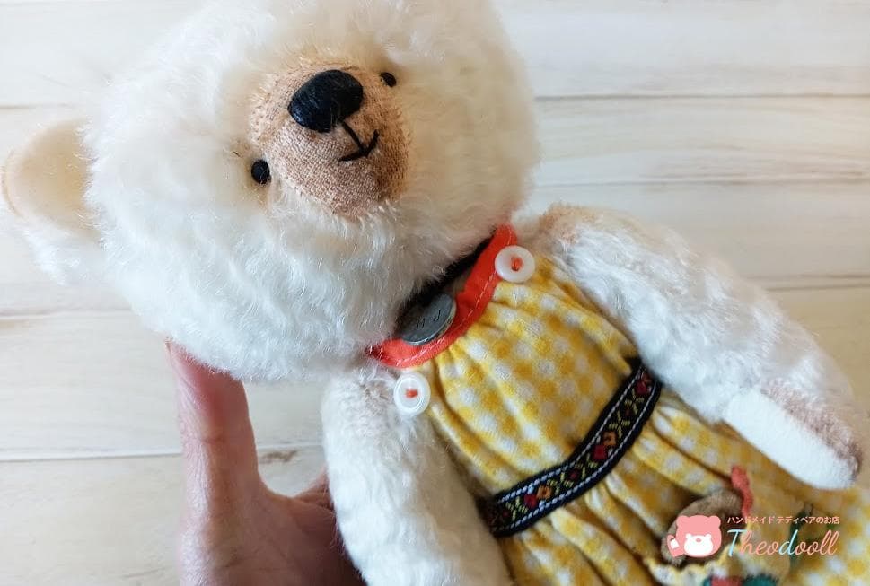 ハンドメイド　 ワンピースホワイトベアー