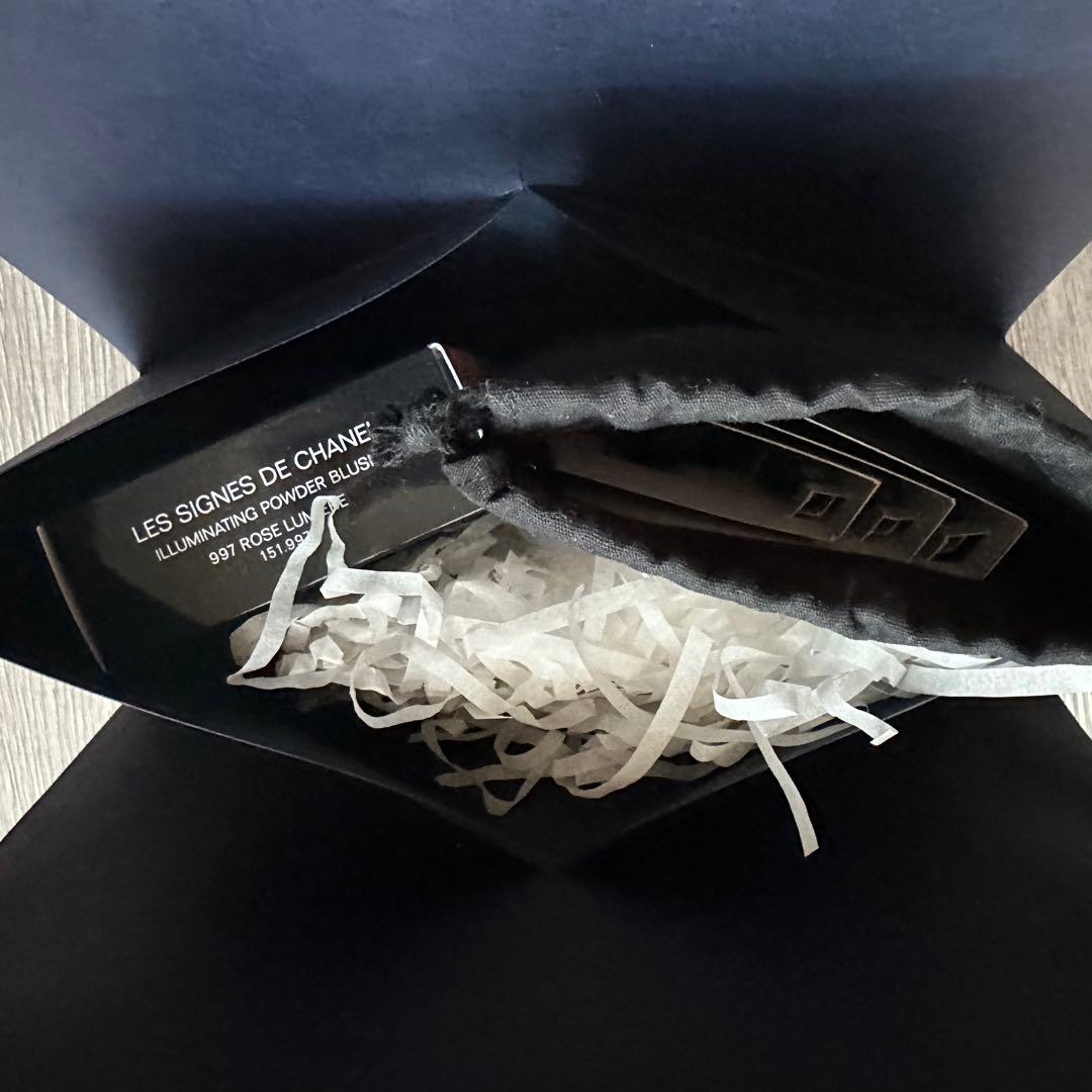 【限定品】CHANEL レ シーニュ ドゥ シャネル 997 ローズ ルミエール